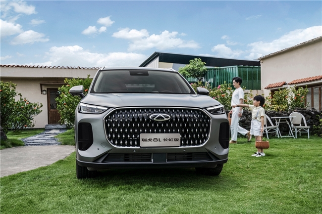 选一台能跑环塔的SUV，瑞虎8L长虹版限时12.77万，安心全家用